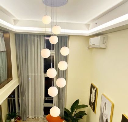 Σύγχρονος ODM φω'των E27 κρεμαστών κοσμημάτων πολυελαίων συστάδων σφαιρών γυαλιού Ordic