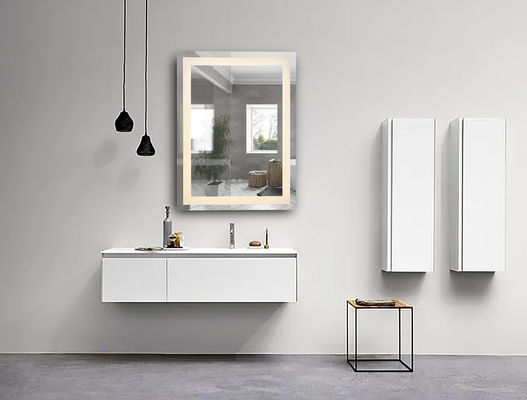 Τοποθετημένο τοίχος φως 700X900mm 600X800mm καθρεφτών των οδηγήσεων για το λουτρό