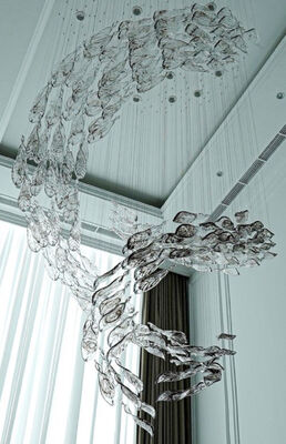 Δημιουργικό ξενοδοχείο Λομπί Βίλα Αίθουσα τραπέζι Μηχανική Κρυστάλλινη εξατομικευμένη λάμπα Διακόσμηση Σπειροειδής υαλοπίνακα